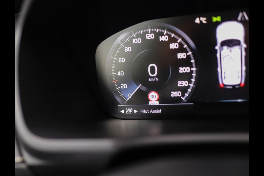 Volvo XC90 2.0 T8 Twin Engine AWD R-Design | Luchtvering | Harman Kardon | HUD | Camera