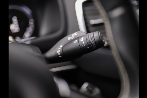 Volvo XC90 2.0 T8 Twin Engine AWD R-Design | Luchtvering | Harman Kardon | HUD | Camera