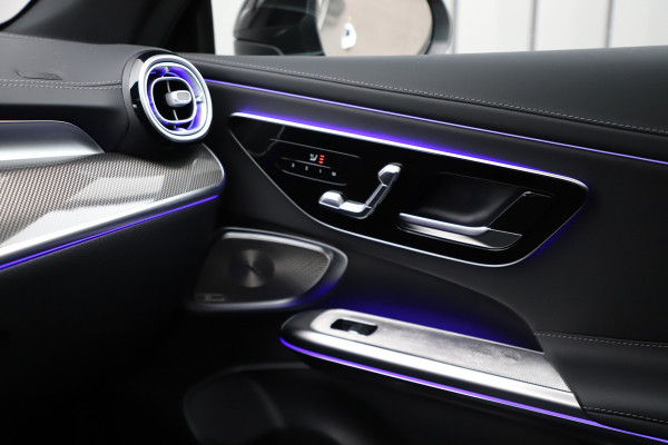 Mercedes-Benz CLE Coupé 300e AMG | 313PK | Pano | Head-up | Keyless-go | Burmester | Sfeerverlichting | Digital-light | Distronic | 2024.