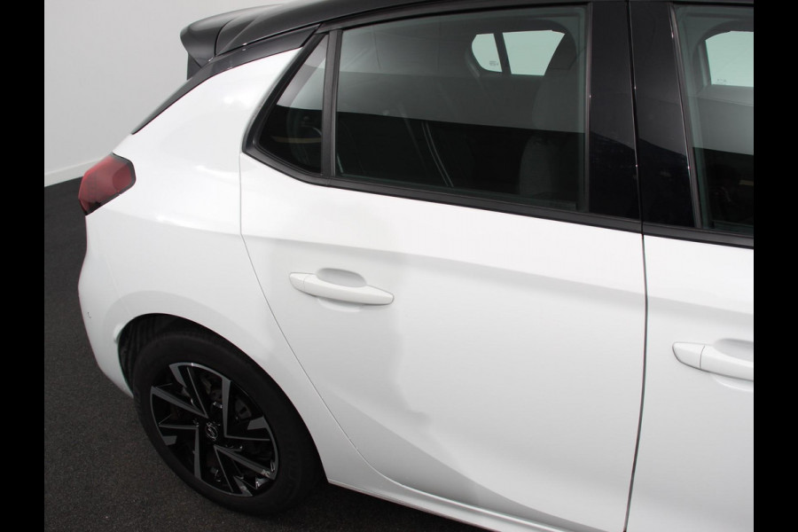 Opel Corsa 1.2 Turbo 100pk Automaat GS | Navigatie | Apple Carplay/Android Auto | Digitale Cockpit | Camera | Parkeer sensoren | Airco |