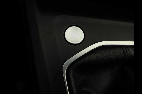 Volkswagen Golf 1.0 TSI Life 110 pk | Navigatie | Parkeersensoren | Adaptieve cruise control | LED koplampen | Apple Carplay/Android Auto |