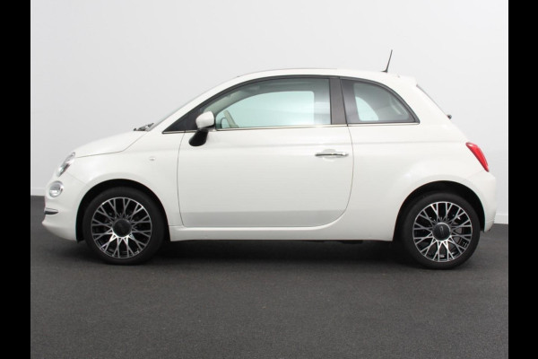 Fiat 500 1.0 Hybrid Dolcevita | Panorama dak | Climate Control | Cruise Control | Navigatie | Apple Carplay/Android Auto | Dab | Digitale Cockpit | Parkeer Sensoren | Lichtmetalen Velgen 16"  | Led