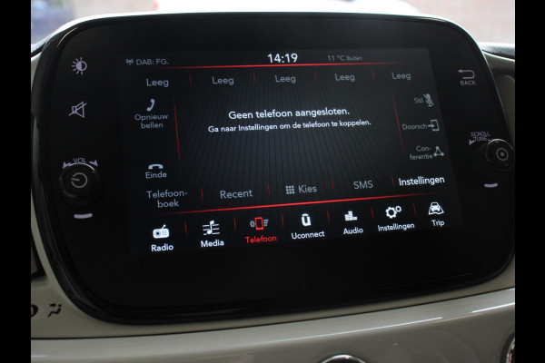 Fiat 500 1.0 Hybrid Dolcevita | Panorama dak | Climate Control | Cruise Control | Navigatie | Apple Carplay/Android Auto | Dab | Digitale Cockpit | Parkeer Sensoren | Lichtmetalen Velgen 16"  | Led