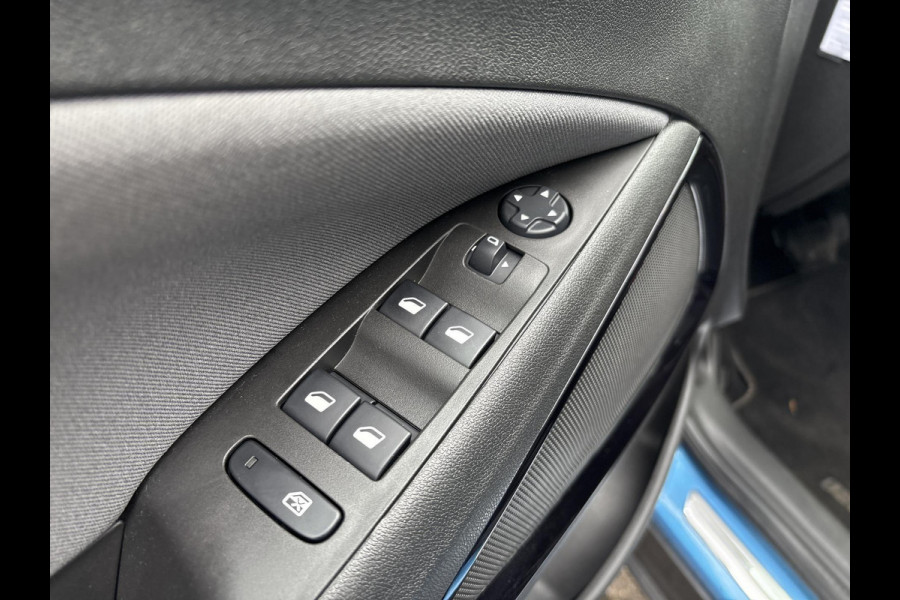 Opel Crossland X 1.2 Turbo 120 Jaar Edition | Trekhaak | All-season banden