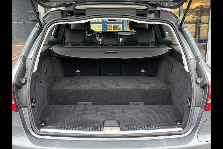 Mercedes-Benz C-Klasse Estate 300 e Avantgarde 320pk PHEV | Trekhaak | Adaptive cruise control | Stoelverwarming | Dodehoeksensoren | Elektrische stoelen met geheugenfunctie | Head up Display |