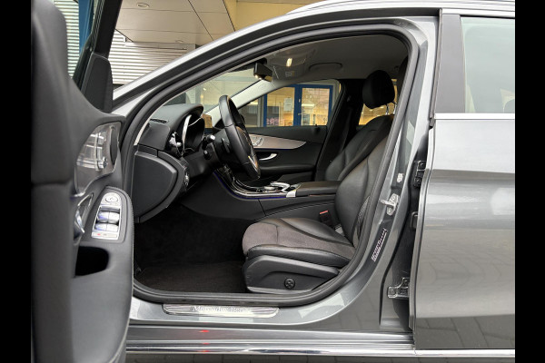 Mercedes-Benz C-Klasse Estate 300 e Avantgarde 320pk PHEV | Trekhaak | Adaptive cruise control | Stoelverwarming | Dodehoeksensoren | Elektrische stoelen met geheugenfunctie | Head up Display |