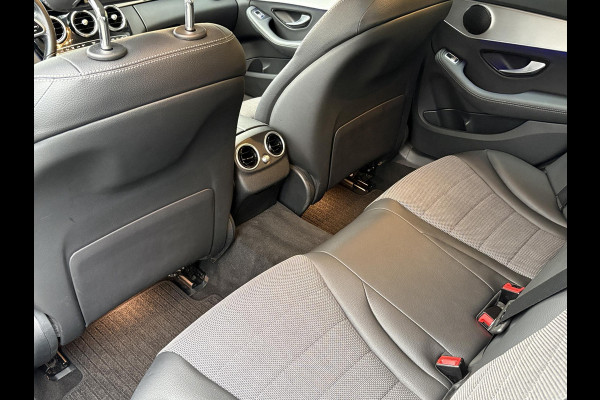 Mercedes-Benz C-Klasse Estate 300 e Avantgarde 320pk PHEV | Trekhaak | Adaptive cruise control | Stoelverwarming | Dodehoeksensoren | Elektrische stoelen met geheugenfunctie | Head up Display |