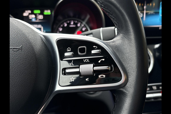 Mercedes-Benz C-Klasse Estate 300 e Avantgarde 320pk PHEV | Trekhaak | Adaptive cruise control | Stoelverwarming | Dodehoeksensoren | Elektrische stoelen met geheugenfunctie | Head up Display |