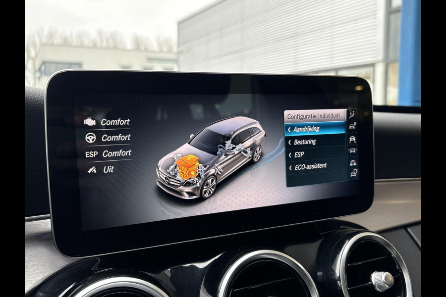 Mercedes-Benz C-Klasse Estate 300 e Avantgarde 320pk PHEV | Trekhaak | Adaptive cruise control | Stoelverwarming | Dodehoeksensoren | Elektrische stoelen met geheugenfunctie | Head up Display |