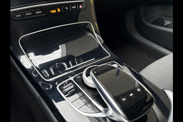 Mercedes-Benz C-Klasse Estate 300 e Avantgarde 320pk PHEV | Trekhaak | Adaptive cruise control | Stoelverwarming | Dodehoeksensoren | Elektrische stoelen met geheugenfunctie | Head up Display |