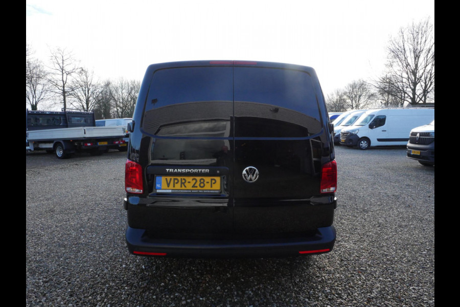 Volkswagen Transporter 2.0 TDI 110PK, L2H1, Airco