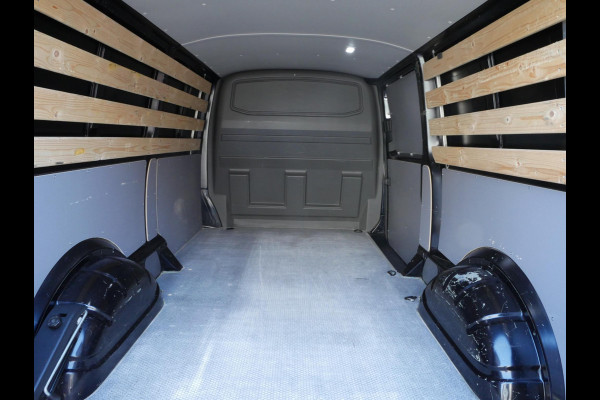 Volkswagen Transporter 2.0 TDI 110PK, L2H1, Airco