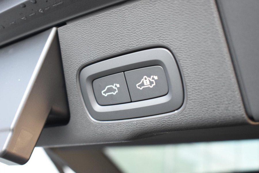 Volvo XC60 T6 350PK Plug-in hybrid Plus Black Edition