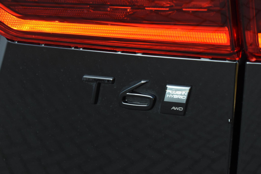 Volvo XC60 T6 350PK Plug-in hybrid Plus Black Edition