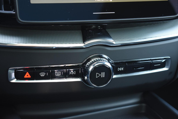 Volvo XC60 T6 350PK Plug-in hybrid Plus Black Edition