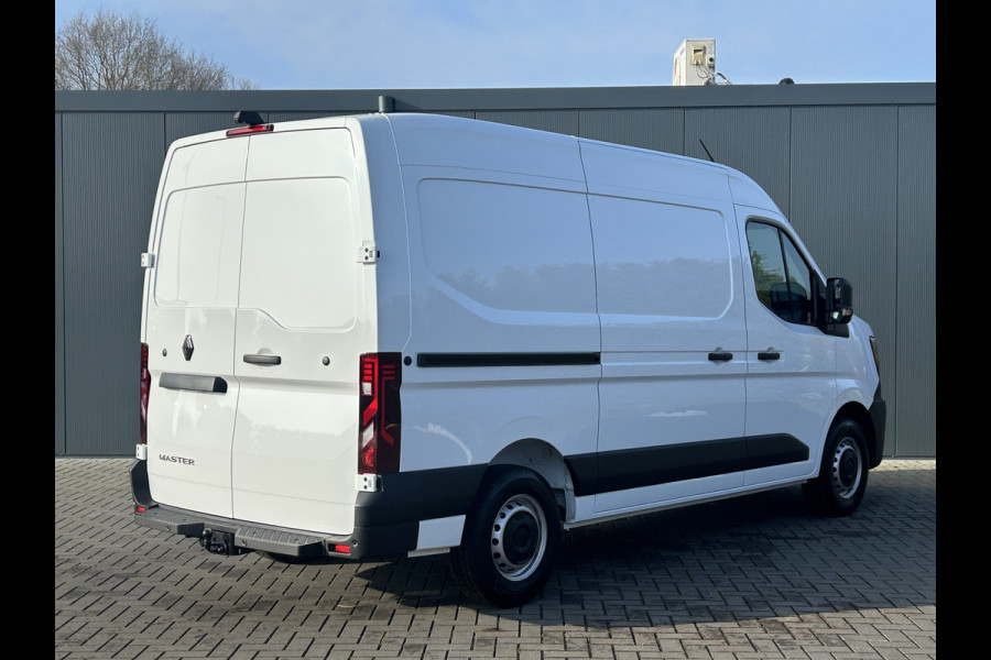 Renault Master T35 2.0 dCi 130 PK + PAKKET / L2H2 / NIEUW !! BPM VRIJ / TREKHAAK / CAMERA / CRUISE / AIRCO / APPLE CARPLAY / ANDROID AUTO