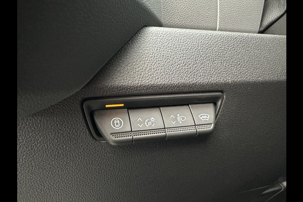 Renault Master T35 2.0 dCi 130 PK + PAKKET / L2H2 / NIEUW !! BPM VRIJ / TREKHAAK / CAMERA / CRUISE / AIRCO / APPLE CARPLAY / ANDROID AUTO