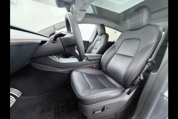 Tesla Model Y Performance AWD 535PK Leder Warmtepomp Autopilot FSD-4 Computer Panodak Navi Ecc Lmv 21" Elek.Stoelen+Memory Stoel+Stuurverwarmi Privacy Glas Matrix-Led Lithium-ion AMD Ryzen™ 4WD 1e Eigenaar Origineel Nederlandse Auto Fabrieksgarantie nog van toepassing