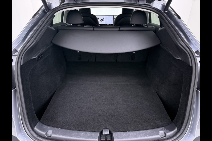 Tesla Model Y Performance AWD 535PK Leder Warmtepomp Autopilot FSD-4 Computer Panodak Navi Ecc Lmv 21" Elek.Stoelen+Memory Stoel+Stuurverwarmi Privacy Glas Matrix-Led Lithium-ion AMD Ryzen™ 4WD 1e Eigenaar Origineel Nederlandse Auto Fabrieksgarantie nog van toepassing
