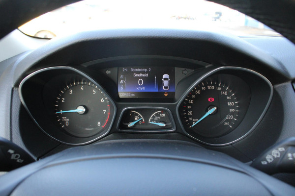 Ford FOCUS Wagon 1.0 Lease Edition | Trekhaak | Stoelverwarming | Airco | Cruise Control | Navigatie | CarPlay |