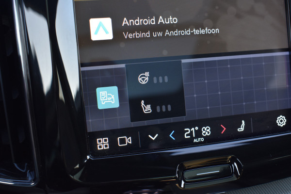 Volvo XC60 T8 AWD 455PK Plug-in Hybrid Plus Dark | 21" LMV | Luchtvering | H&K | Panodak | Contour stoelen | 360 Camera