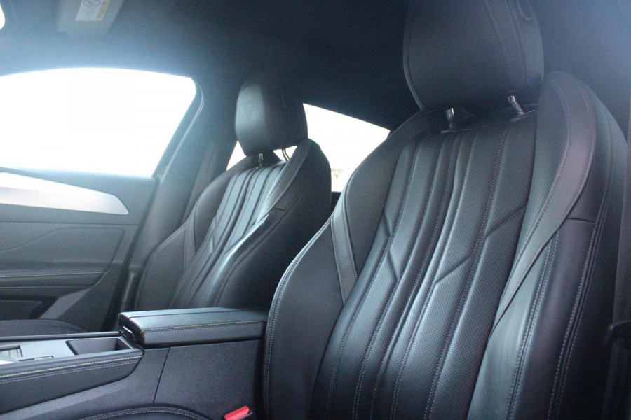 Peugeot 408 1.6 HYbrid 225PK EAT8 GT | SCHUIF/KANTEL DAK | NAPPA ZWART LEDEREN BEKLEDING | NIGHT VISION | FOCAL AUDIO SYSTEM | ELEKTRISCH BEDIENBARE VOORSTOELEN MET MASSAGE EN VERWARM FUNCTIE | NAVIGATIE | DRAADLOZE APPLE CARPLAY/ANDROID AUTO | DRAADLOZE TELEFOONLADER | KEYLESS ENTRY/START | VOORVERWAMINGS FUNCTIE | ADAPTIVE CRUISE CONTROL | CLEAN CABIN: VENTILATIE MANAGMENT SYSTEEM | ELEKTRISCH BEDIENBARE ACHTERKLEP | LANE POSITIONING ASSIST | 3D-INSTRUMENTENPANEEL |