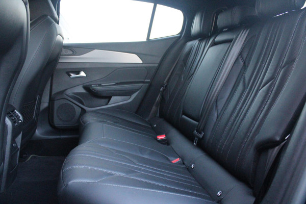 Peugeot 408 1.6 HYbrid 225PK EAT8 GT | SCHUIF/KANTEL DAK | NAPPA ZWART LEDEREN BEKLEDING | NIGHT VISION | FOCAL AUDIO SYSTEM | ELEKTRISCH BEDIENBARE VOORSTOELEN MET MASSAGE EN VERWARM FUNCTIE | NAVIGATIE | DRAADLOZE APPLE CARPLAY/ANDROID AUTO | DRAADLOZE TELEFOONLADER | KEYLESS ENTRY/START | VOORVERWAMINGS FUNCTIE | ADAPTIVE CRUISE CONTROL | CLEAN CABIN: VENTILATIE MANAGMENT SYSTEEM | ELEKTRISCH BEDIENBARE ACHTERKLEP | LANE POSITIONING ASSIST | 3D-INSTRUMENTENPANEEL |