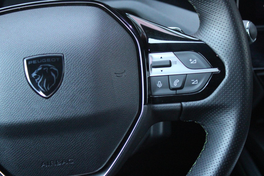 Peugeot 408 1.6 HYbrid 225PK EAT8 GT | SCHUIF/KANTEL DAK | NAPPA ZWART LEDEREN BEKLEDING | NIGHT VISION | FOCAL AUDIO SYSTEM | ELEKTRISCH BEDIENBARE VOORSTOELEN MET MASSAGE EN VERWARM FUNCTIE | NAVIGATIE | DRAADLOZE APPLE CARPLAY/ANDROID AUTO | DRAADLOZE TELEFOONLADER | KEYLESS ENTRY/START | VOORVERWAMINGS FUNCTIE | ADAPTIVE CRUISE CONTROL | CLEAN CABIN: VENTILATIE MANAGMENT SYSTEEM | ELEKTRISCH BEDIENBARE ACHTERKLEP | LANE POSITIONING ASSIST | 3D-INSTRUMENTENPANEEL |