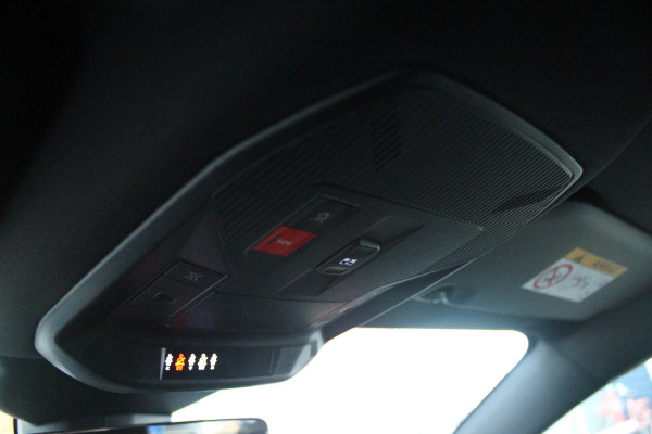 Peugeot 408 1.6 HYbrid 225PK EAT8 GT | SCHUIF/KANTEL DAK | NAPPA ZWART LEDEREN BEKLEDING | NIGHT VISION | FOCAL AUDIO SYSTEM | ELEKTRISCH BEDIENBARE VOORSTOELEN MET MASSAGE EN VERWARM FUNCTIE | NAVIGATIE | DRAADLOZE APPLE CARPLAY/ANDROID AUTO | DRAADLOZE TELEFOONLADER | KEYLESS ENTRY/START | VOORVERWAMINGS FUNCTIE | ADAPTIVE CRUISE CONTROL | CLEAN CABIN: VENTILATIE MANAGMENT SYSTEEM | ELEKTRISCH BEDIENBARE ACHTERKLEP | LANE POSITIONING ASSIST | 3D-INSTRUMENTENPANEEL |
