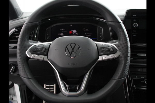 Volkswagen T-Roc 1.5 TSI R-Line+Blackpack Climate control | Adaptieve cruise control | Panoramadak | LED | Navigatie | Achteruitrijcamera | Parkeersensoren | Apple Carplay/ Android Auto | Radio