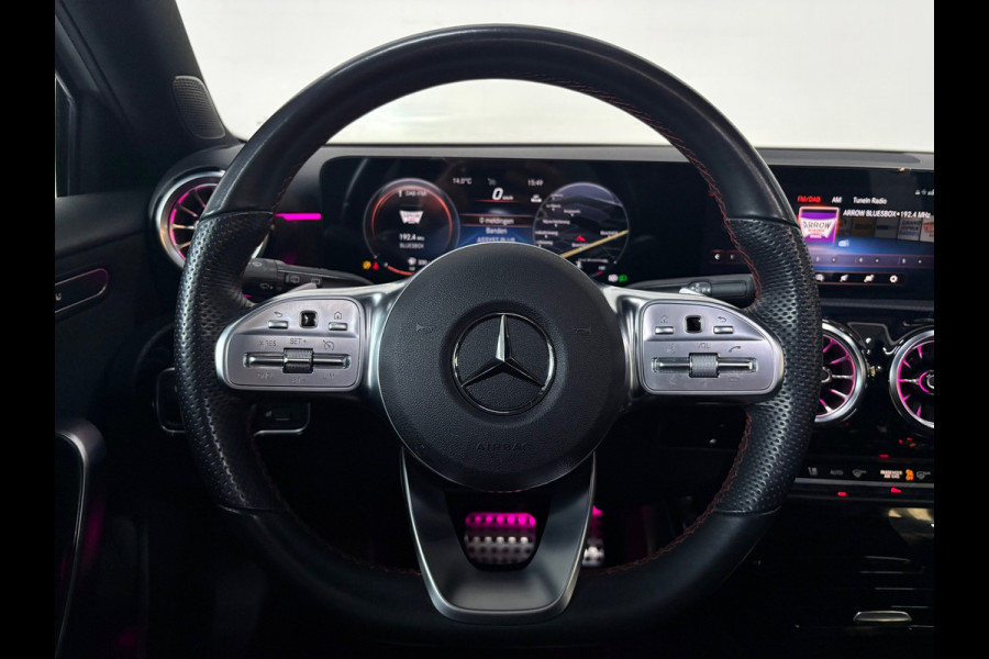 Mercedes-Benz A-Klasse 180 AMG Line*Sfeer*Pano*Cam