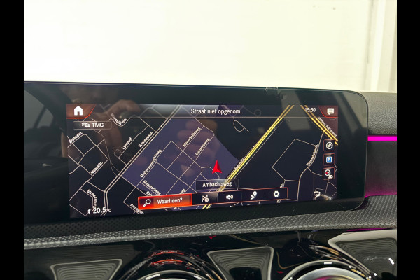 Mercedes-Benz A-Klasse 180 AMG Line*Sfeer*Pano*Cam