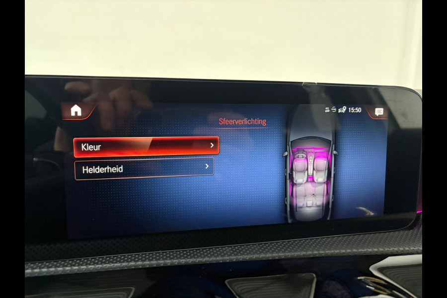 Mercedes-Benz A-Klasse 180 AMG Line*Sfeer*Pano*Cam