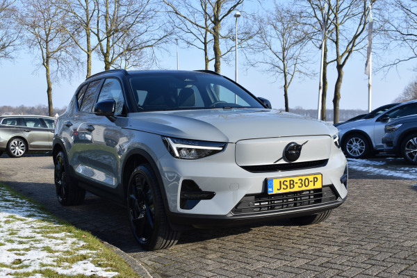 Volvo EX40 Extended Range 252PK Plus Black Ed. 82 kWh H&K | Panodak | Camera | 20"LMV | ACC | Blis