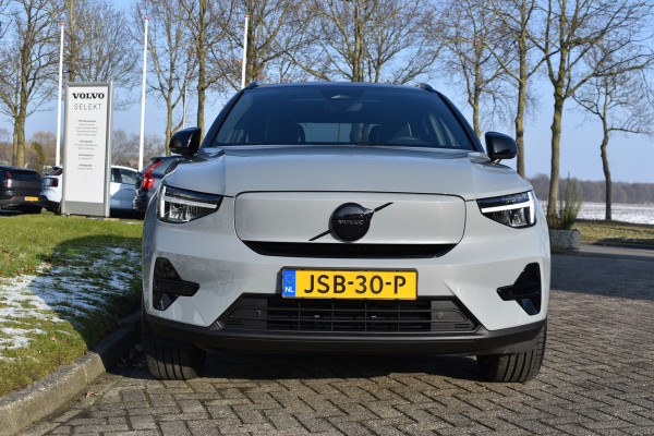 Volvo EX40 Extended Range 252PK Plus Black Ed. 82 kWh H&K | Panodak | Camera | 20"LMV | ACC | Blis