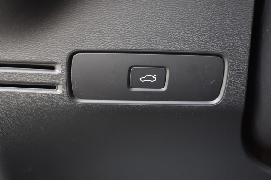 Volvo EX40 Extended Range 252PK Plus Black Ed. 82 kWh H&K | Panodak | Camera | 20"LMV | ACC | Blis