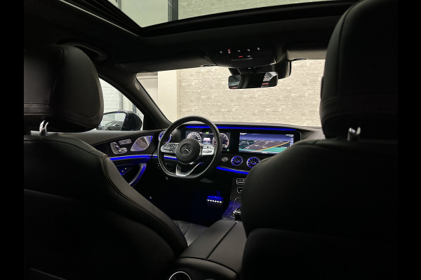 Mercedes-Benz CLS-Klasse 450 4MATIC Edition 1 AMG-Line | 360 Camera | Leder-Exclusief | ACC | Burmester | Schuifdak | Multibeam-LED | Sfeerverlichting | Memory | Stoelverwarming V+A | IWC-Klokje | ISO-Glas | 20'' | Dodehoek | Lane Assist | Carplay |