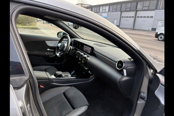 Mercedes-Benz CLA-Klasse Shooting Brake 180 d Business Solution