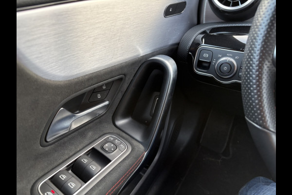 Mercedes-Benz CLA-Klasse Shooting Brake 180 d Business Solution