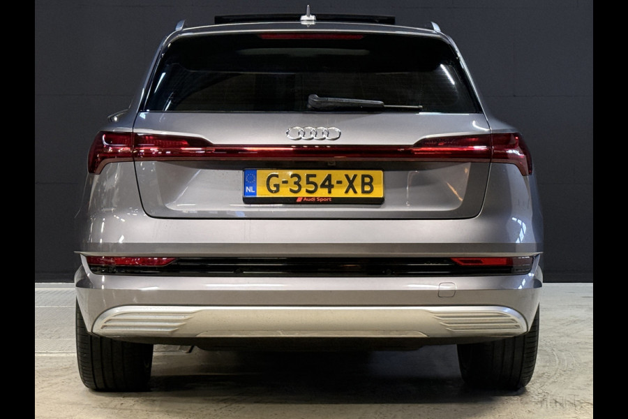 Audi e-tron 50 quattro Launch edition plus 71 kWh | Panoramadak | Leder | Camera Apple Carplay | Navi