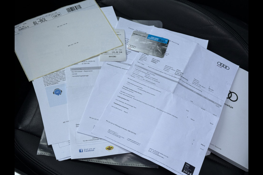 Audi e-tron 50 quattro Launch edition plus 71 kWh | Panoramadak | Leder | Camera Apple Carplay | Navi