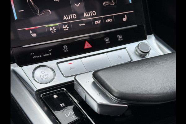Audi e-tron 50 quattro Launch edition plus 71 kWh | Panoramadak | Leder | Camera Apple Carplay | Navi