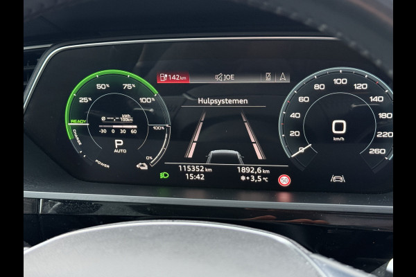 Audi e-tron 50 quattro Launch edition plus 71 kWh | Panoramadak | Leder | Camera Apple Carplay | Navi