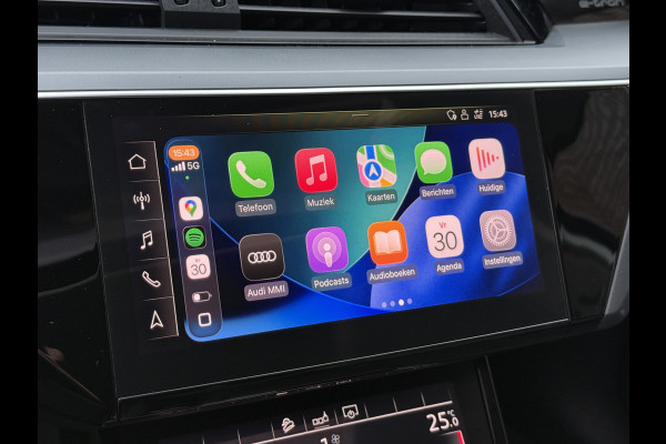 Audi e-tron 50 quattro Launch edition plus 71 kWh | Panoramadak | Leder | Camera Apple Carplay | Navi