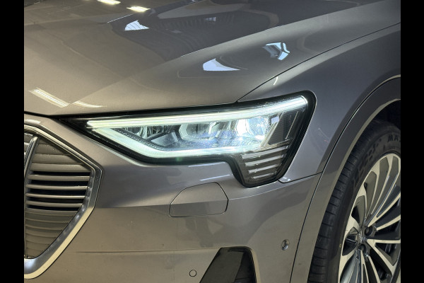 Audi e-tron 50 quattro Launch edition plus 71 kWh | Panoramadak | Leder | Camera Apple Carplay | Navi