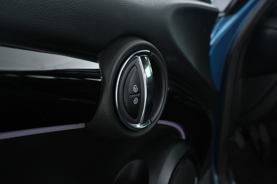 MINI Mini 1.5 One Business Edition 5 Deurs, navigatie, Climate,