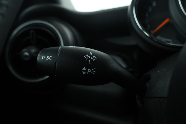 MINI Mini 1.5 One Business Edition 5 Deurs, navigatie, Climate,