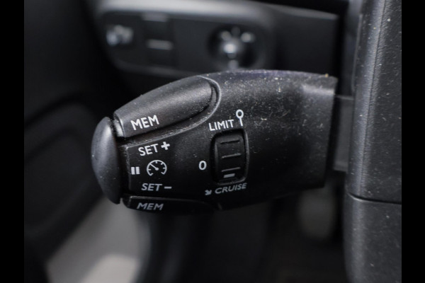 Citroën C3 1.2 PureTech C-Series Sport (APPLE CARPLAY,NAVI,CLIMATE,CRUISE,ELEKTRISCH PAKKET,SPORTSTOELEN,LM VELGEN,NETTE STAAT)