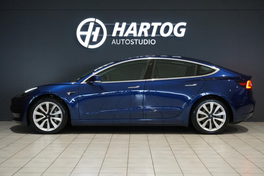 Tesla Model 3 Standard RWD Plus 60 kWh + AUTOPILOT / PREMIUM AUDIO / 19''