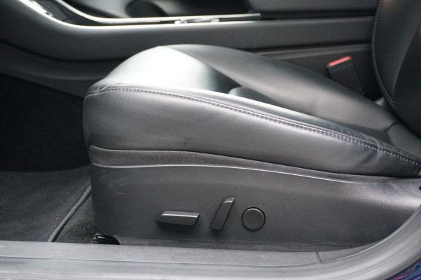 Tesla Model 3 Standard RWD Plus 60 kWh + AUTOPILOT / PREMIUM AUDIO / 19''